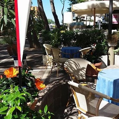 Hotel Adria Misano Adriatico Eksteriør bilde